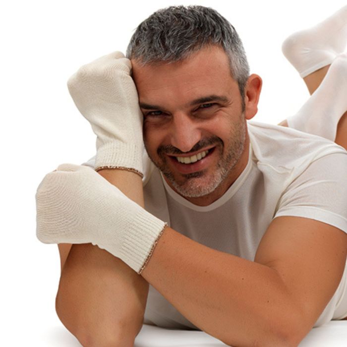 DermaSilk Adult Gloves - Small Medium or Large