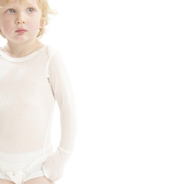 Dreamskin Infant Silk Bodysuit with Foldaway MITT 9-12 or 12-18 mnths | EasyMeds Pharmacy